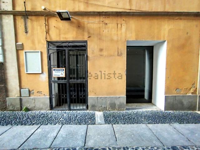 Locale Commerciale in affitto a Cappuccini, Cala Di Volpe