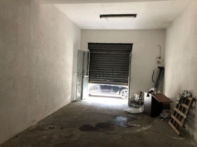 Locale Commerciale in affitto a Marano Di Napoli, Campania