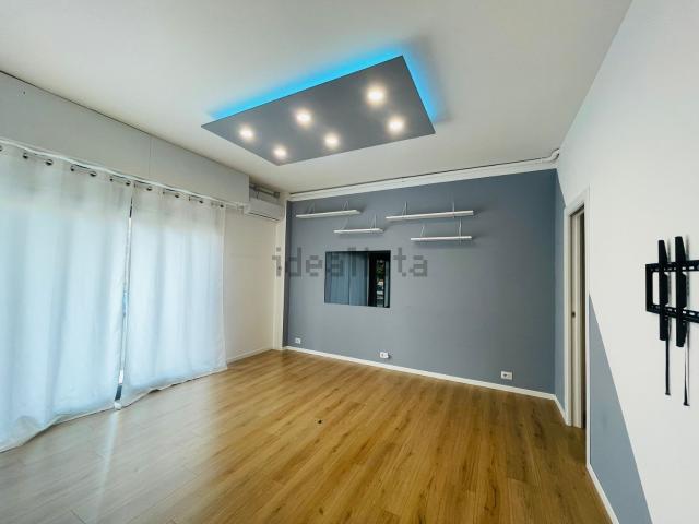 Locale Commerciale in affitto a Punta, Modena