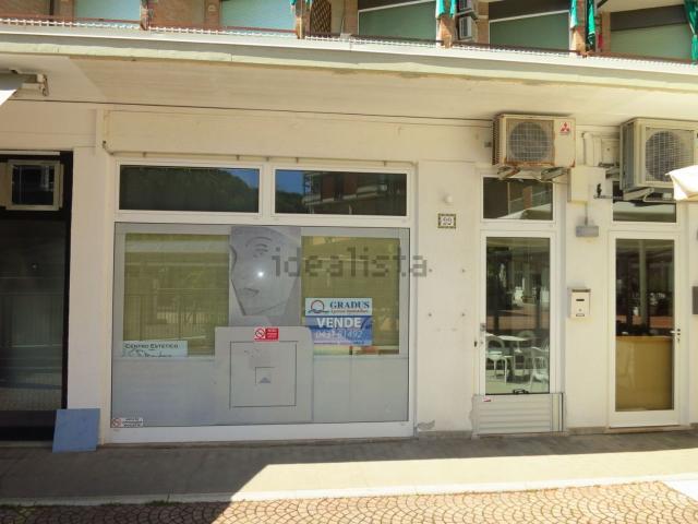 Locale Commerciale in affitto a Grado, Friuli-Venezia Giulia