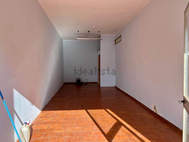 Locale Commerciale in affitto a San Cataldo, Sicilia