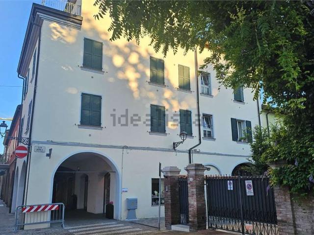 Locale Commerciale in affitto a Tresinaro - Secchia, Re