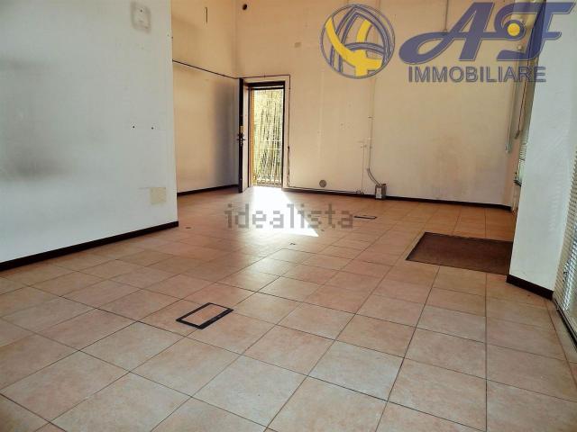 Locale Commerciale in affitto a Missagliola, Missaglia