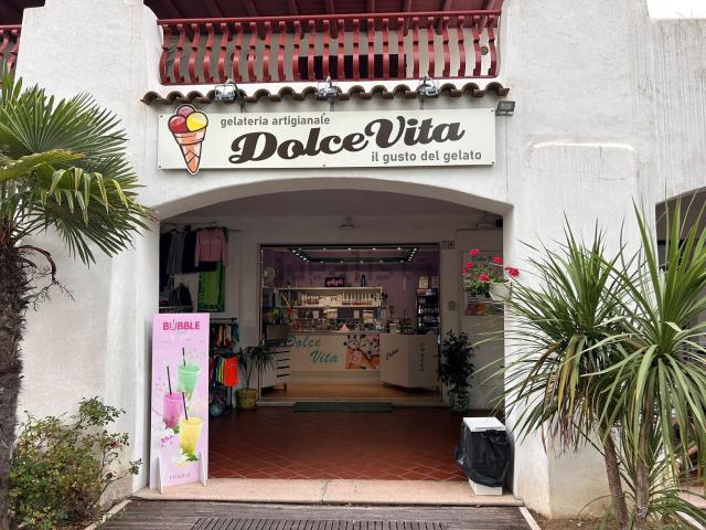 Locale Commerciale in affitto a Portoverde, Misano Adriatico