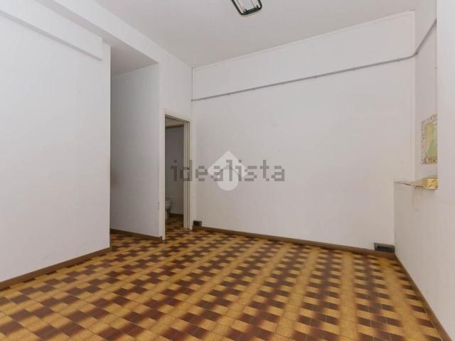 Locale Commerciale in affitto a Piemonte, Cuneo