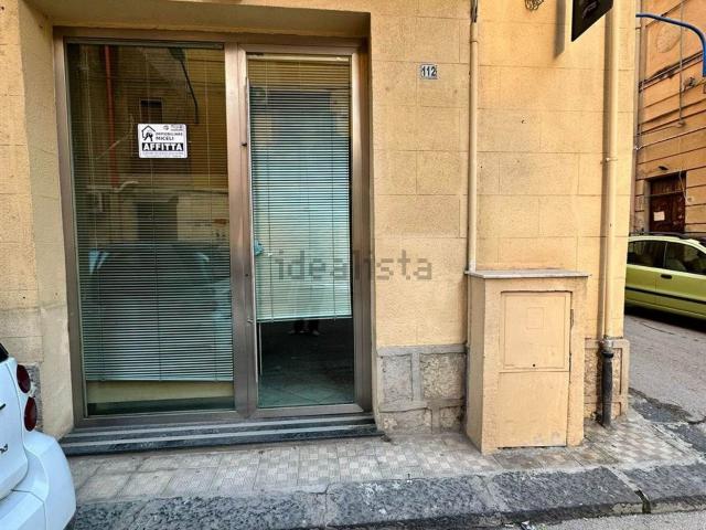 Locale Commerciale in affitto a Ribera, Sicilia