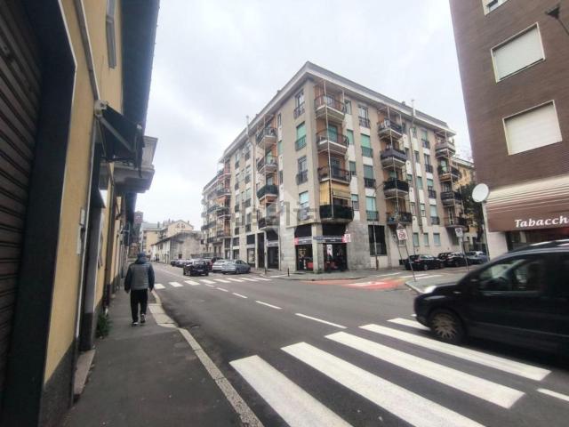 Locale Commerciale in affitto a Oltresempione, Legnano