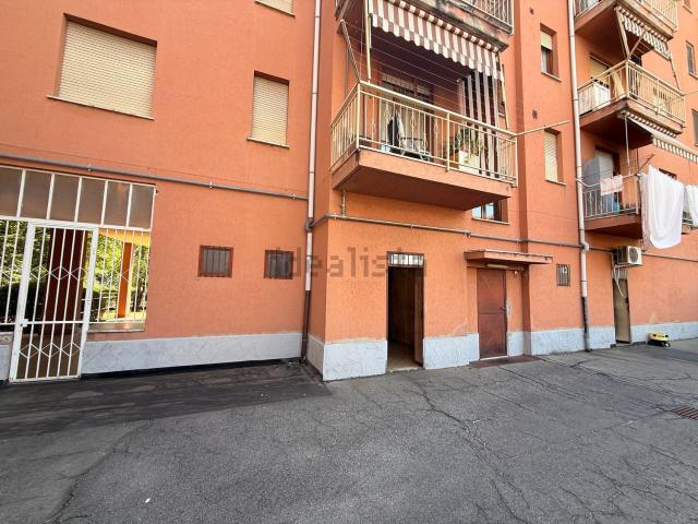 Locale Commerciale in affitto a Piemonte, Torino