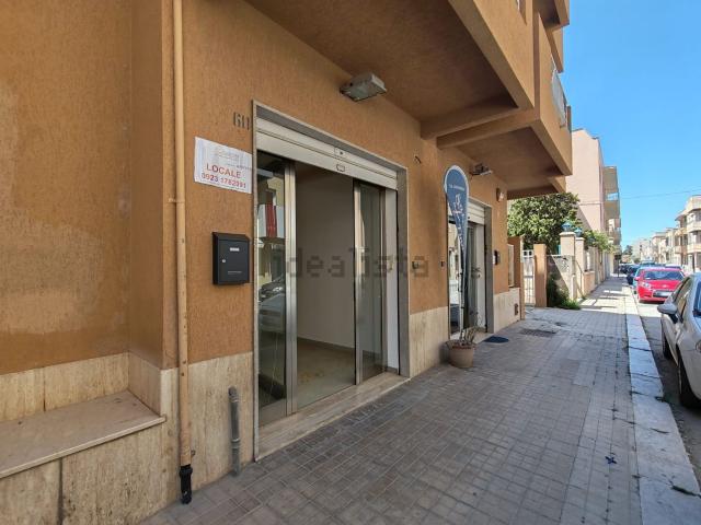 Locale Commerciale in affitto a Erice, Sicilia