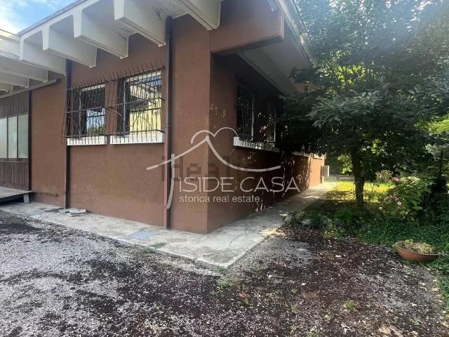 Capannone in affitto a Dosso del Corso, San Giorgio Di Mantova