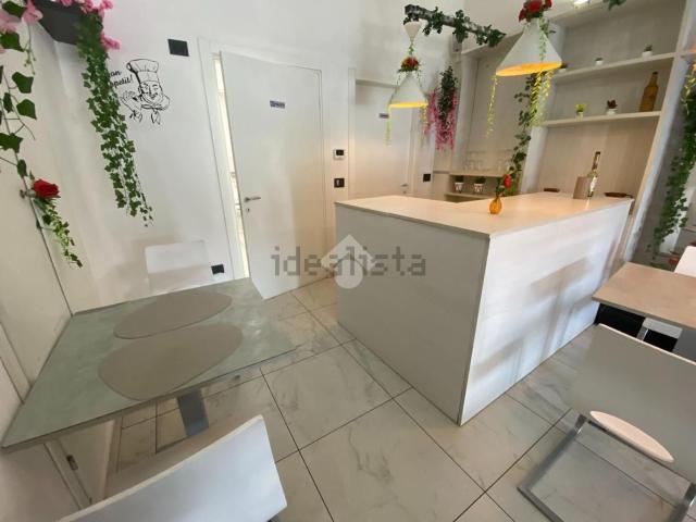 Locale Commerciale in affitto a Piemonte, Cuneo