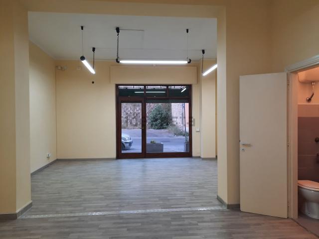 Locale Commerciale in affitto a Riano, Roma Capitale