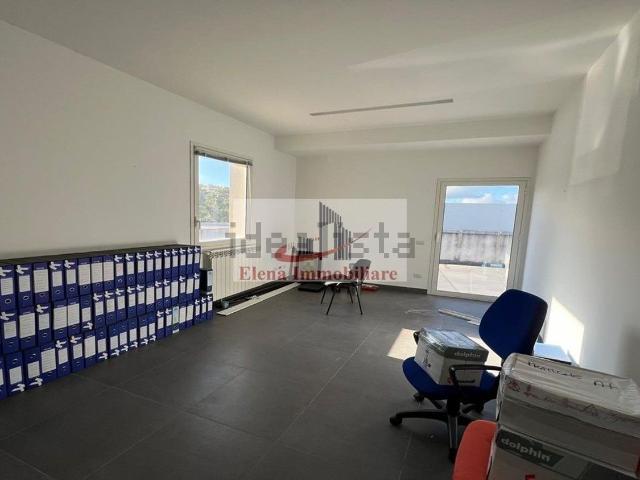 Locale Commerciale in affitto a Alcamo, Sicilia