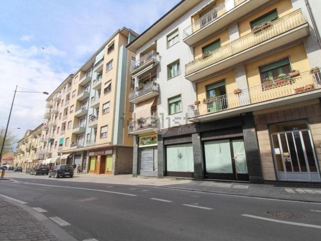 Locale Commerciale in affitto a Piemonte, Cuneo