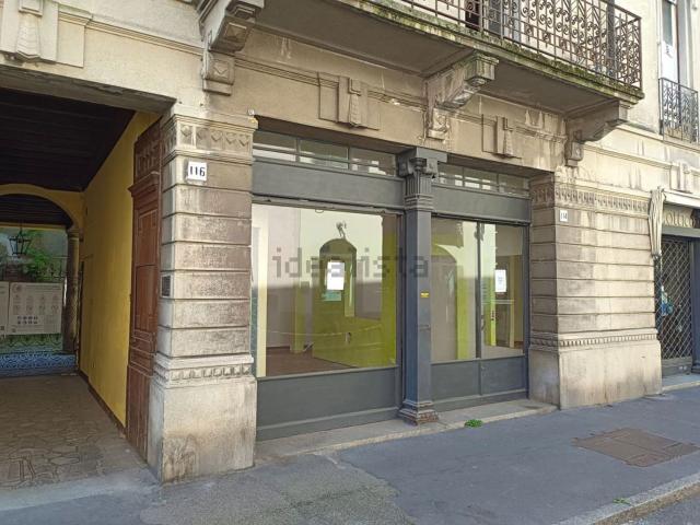 Locale Commerciale in affitto a Revellino, Lodi