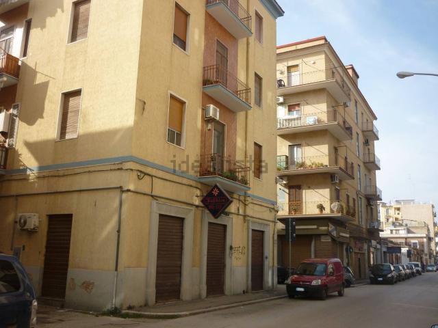 Locale Commerciale in affitto a Puglia, Foggia
