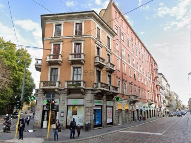 Locale Commerciale in affitto a Municipio 1, Milano