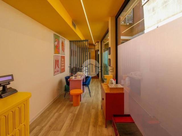 Locale Commerciale in affitto a Le Villette, Crema