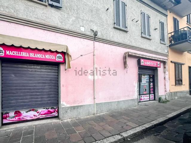 Locale Commerciale in affitto a Sant'angelo Lodigiano, Guatra