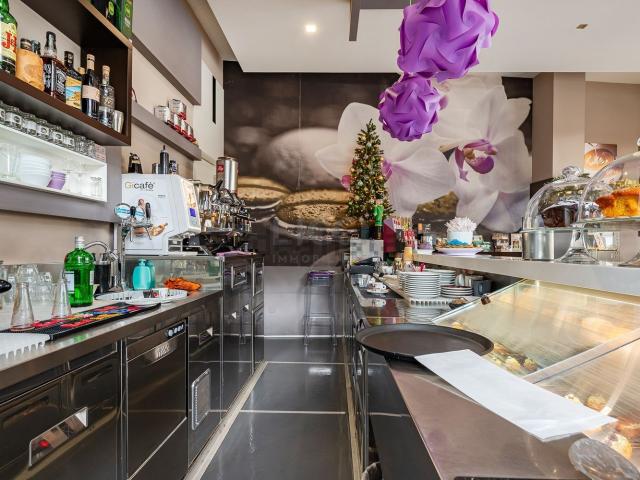Locale Commerciale in affitto a Puglia, Bari