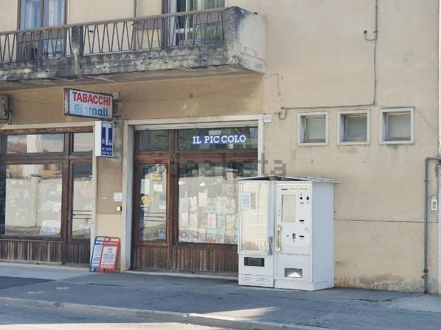 Locale Commerciale in affitto a Monfalcone, Friuli-Venezia Giulia