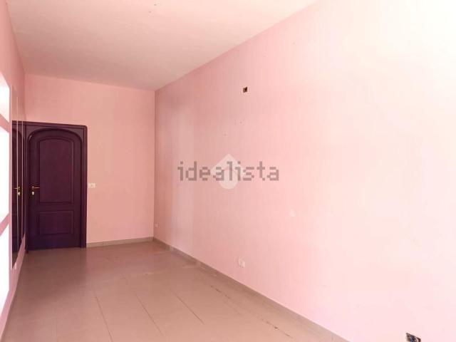 Locale Commerciale in affitto a Unione dei comuni Valle del Savio, Cesenà