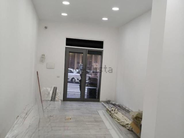 Locale Commerciale in affitto a Borgo-Sanzio, Catania