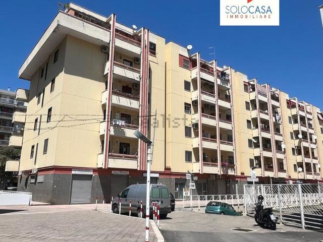 Locale Commerciale in affitto a Puglia, Foggia