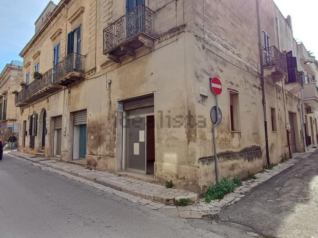 Locale Commerciale in affitto a Puglia, Brindisi