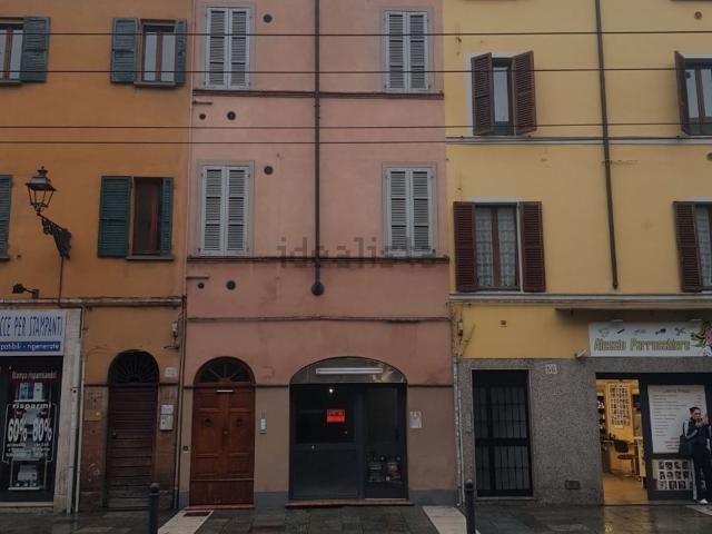 Locale Commerciale in affitto a Sorbolo, Reggio Emilia