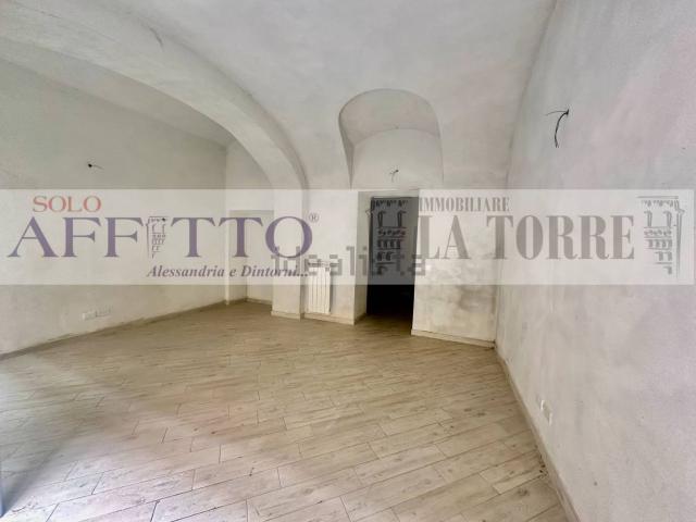 Locale Commerciale in affitto a Alessandria