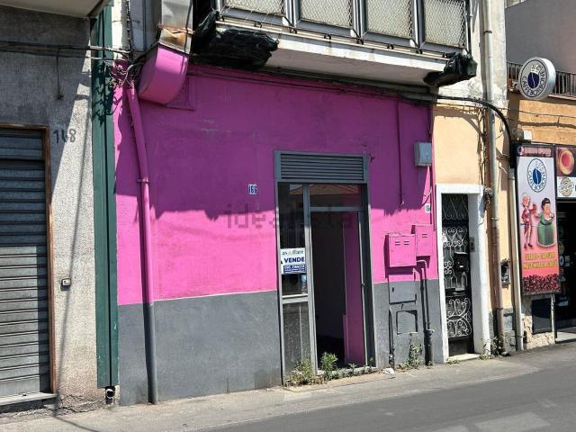 Locale Commerciale in affitto a Sciara, Mascalucia