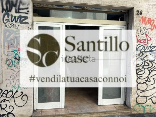 Locale Commerciale in affitto a Municipio Roma VII, Roma Capitale