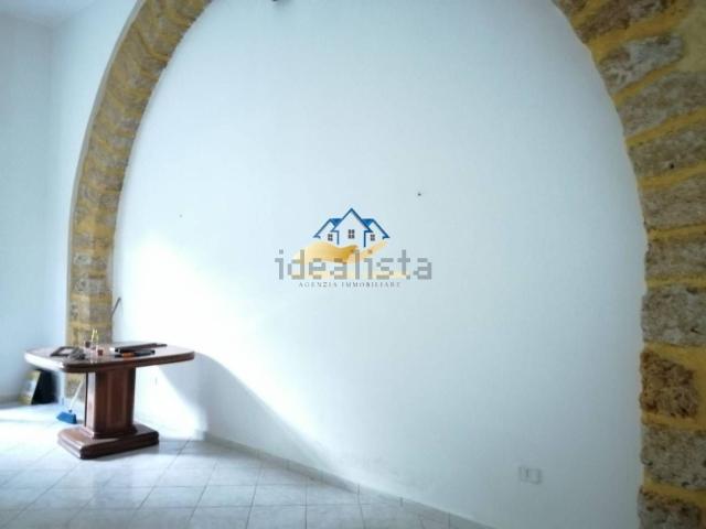 Locale Commerciale in affitto a Bagheria, Sicilia