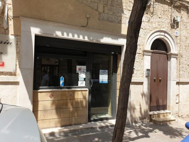Locale Commerciale in affitto a Municipio 5, Puglia