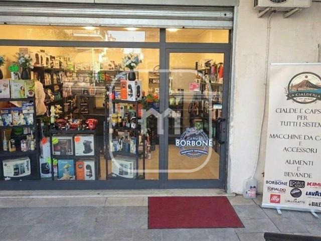 Locale Commerciale in affitto a Roma Capitale, Lazio