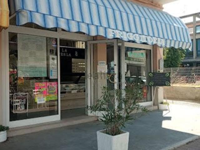 Locale Commerciale in affitto a Lido di Pomposa, Comacchio