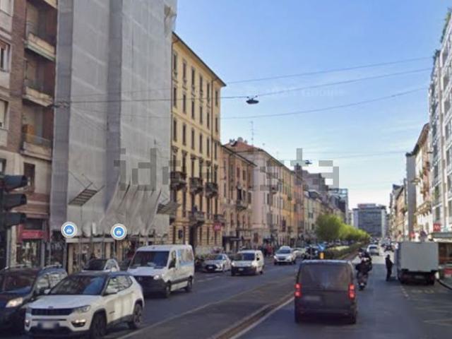 Locale Commerciale in affitto a Municipio 2, Milano