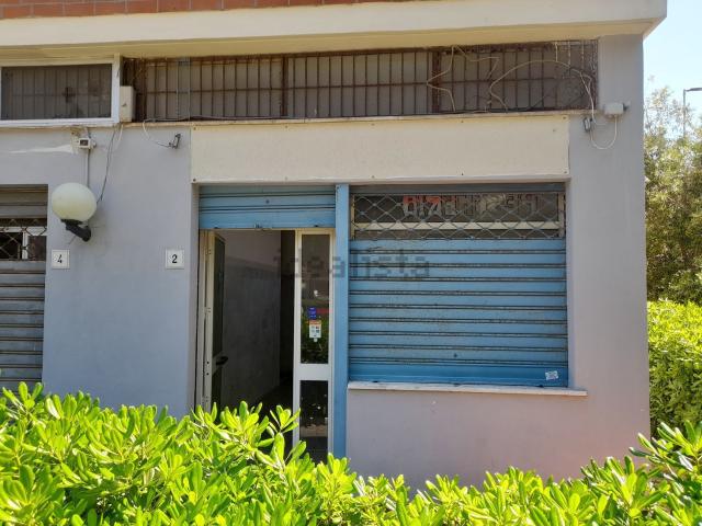 Locale Commerciale in affitto a Livorno, Toscana