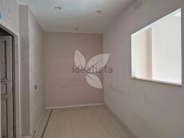 Locale Commerciale in affitto a Cittadella, Sorbolo