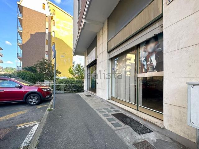Locale Commerciale in affitto a Piemonte, Alessandria