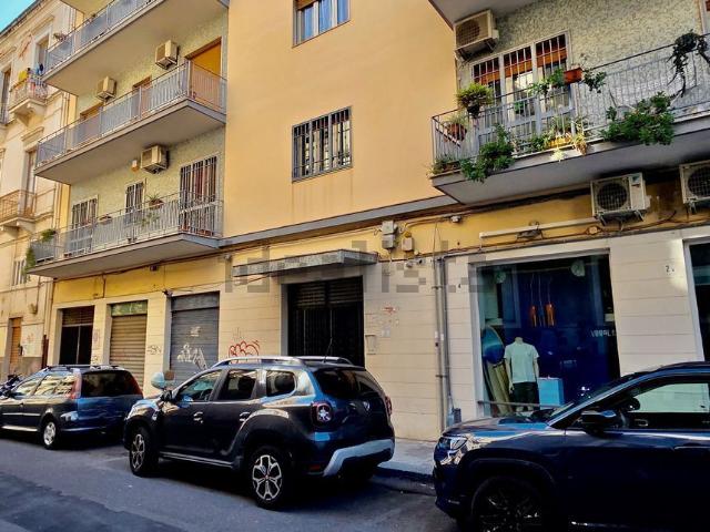 Locale Commerciale in affitto a Borgo-Sanzio, Catania