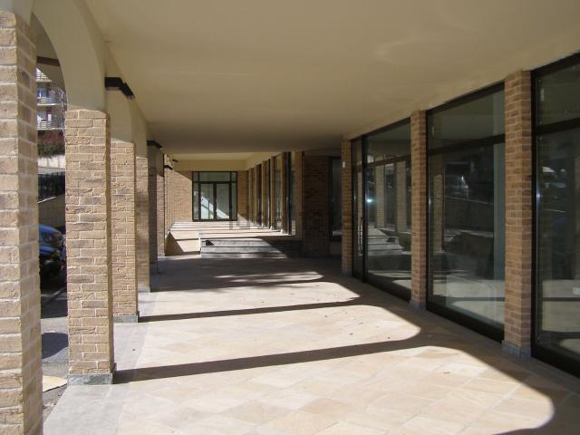 Locale Commerciale in affitto a Castiglione Torinese, Piemonte