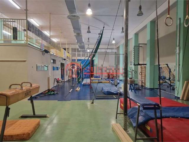 Locale Commerciale in affitto a Puglia, Barletta-andria-trani