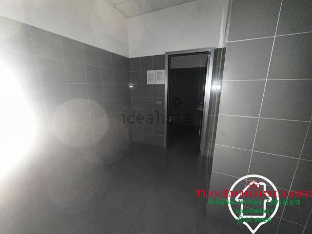 Locale Commerciale in affitto a Nespolo, Pistoia