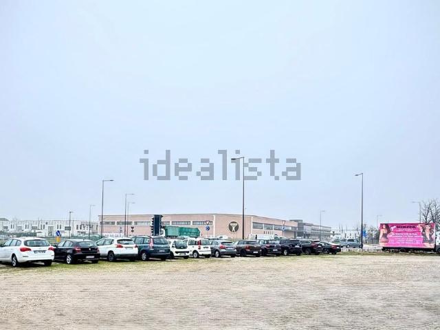 Locale Commerciale in affitto a Unione di Comuni della Romagna Forlivese, Forlimpopoli