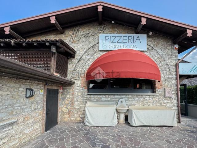 Locale Commerciale in affitto a Rezzato, Lombardia