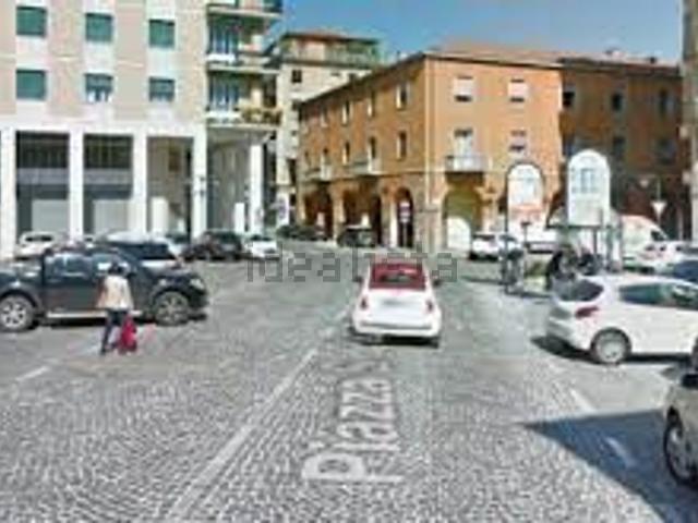 Locale Commerciale in affitto a San Zeno, Treviso