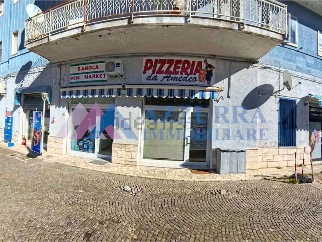 Locale Commerciale in affitto a Santa Lucia, Vasto
