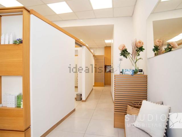 Locale Commerciale in affitto a San Pantaleo, Pistoia